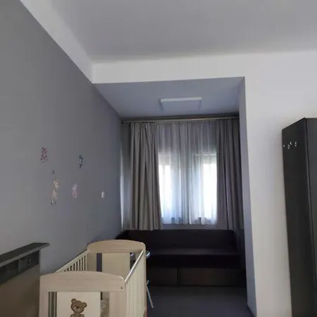 No Stress Panzió-pizzéria-sporttábor Alojamento de Acomodação e Pequeno-almoço 3*